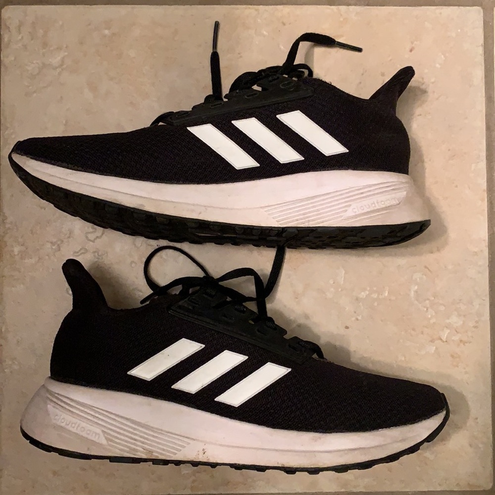 🌟HP🌟Adidas Cloud Foam athletic shoes- size 4